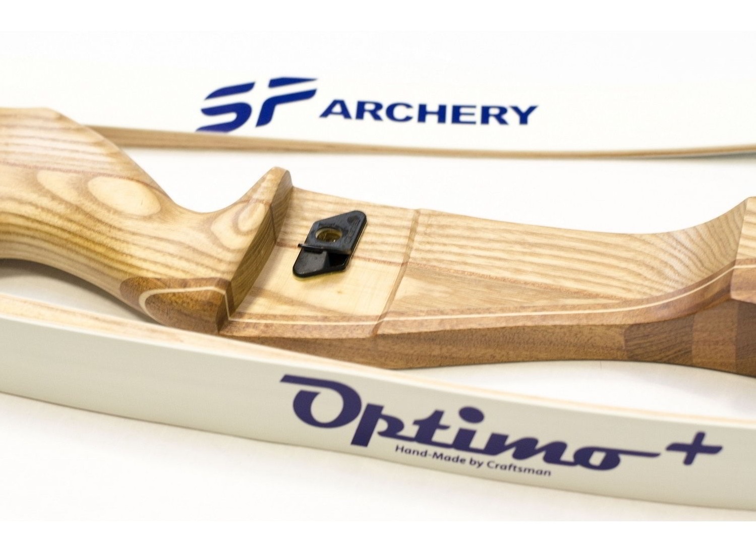 Лук рекурсивный Optimo 68" 38# в сборе (Тетива,полочка,прицел,крага,напальчник)